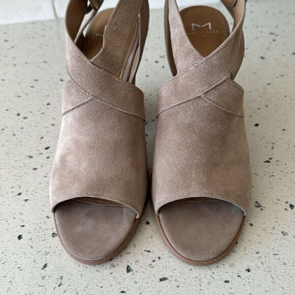 Marc Fisher Vega Women's Taupe Natural Suede Leather Block Heel Sandals Size 11 - Picture 13 of 13